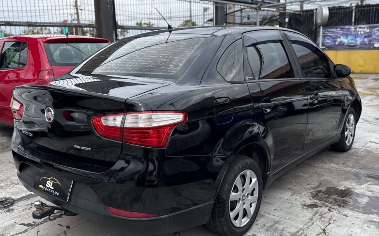 imagem-https://www.socarrao.com.br/sc-vehicle-images-prod/4329215/1791668981897-NzU0ZTAyODYtZTdiMS00ODE4LWFiMjUtZWIxY2IzOGYzMmQyLmpwZWc.jpeg