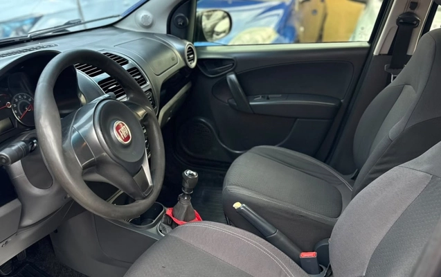 imagem-https://www.socarrao.com.br/sc-vehicle-images-prod/4329215/1791668982977-OWFiZTM3NmQtOTNlNC00MDBmLTlkYjAtOTk5N2ZkMGIyNDgxLmpwZWc.jpeg