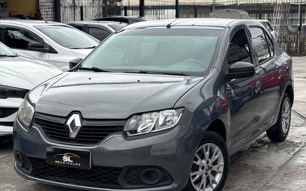 Renault Logan 2018 Preto — foto 1 de 3