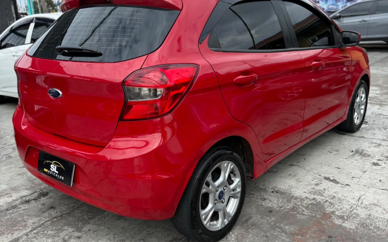 imagem-https://www.socarrao.com.br/sc-vehicle-images-prod/4329219/1791669647466-ZjA3NjMzYjYtM2JjMy00ZDRlLTg5ZjYtZGNkODFiM2U0ZDhkLmpwZWc.jpeg