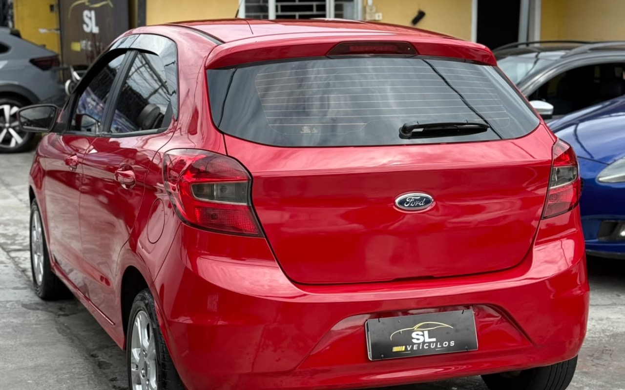 imagem-https://www.socarrao.com.br/sc-vehicle-images-prod/4329219/1791669647719-MzkxOGRhMjQtNzg3YS00MDIwLTk5YTUtZDgyMTI3ZGVhZTdjLmpwZWc.jpeg