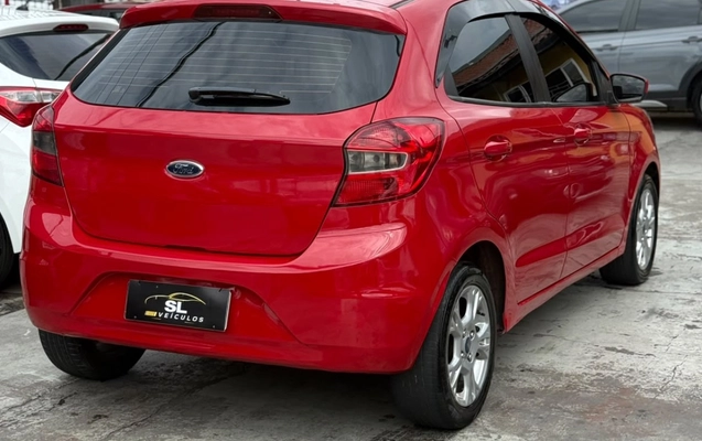 imagem-https://www.socarrao.com.br/sc-vehicle-images-prod/4329219/1791669647887-YTkwNzJkM2UtZjIyOC00MjNjLThhNzMtMjA1ZDhjZWJjMDVlLmpwZWc.jpeg