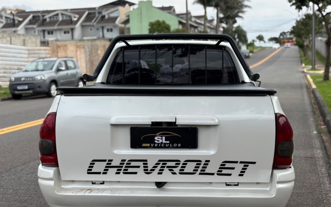 imagem-https://www.socarrao.com.br/sc-vehicle-images-prod/4329220/1791669831709-NTE1OWM1ZmYtM2YxZi00ZTFkLWE5NzktZmEwZTk1NjEyYTA0LmpwZWc.jpeg