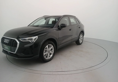 Audi Q3 2024 Preto — foto 1 de 3