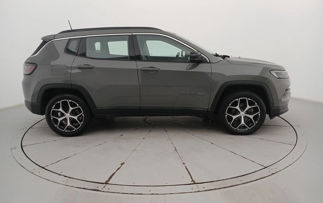 imagem-https://www.socarrao.com.br/sc-vehicle-images-prod/4330124/1791692546824-1_125726.jpg