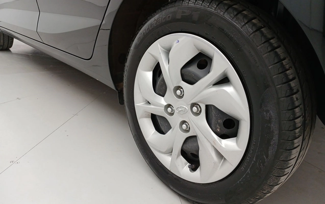 imagem-https://www.socarrao.com.br/sc-vehicle-images-prod/4330145/1791692559201-1_042217.jpg