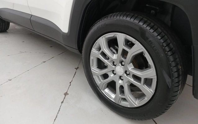imagem-https://www.socarrao.com.br/sc-vehicle-images-prod/4330207/1791692657766-2_031602.jpg
