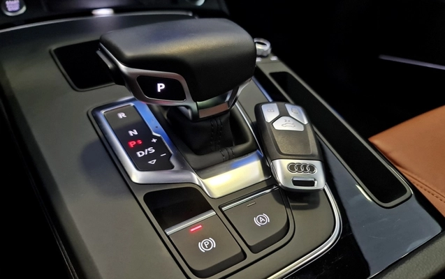 imagem-https://www.socarrao.com.br/sc-vehicle-images-prod/43308/1789041769154-mhBof5eN2bLdxVWVnZFtYVVCyWX0RaOA.jpg