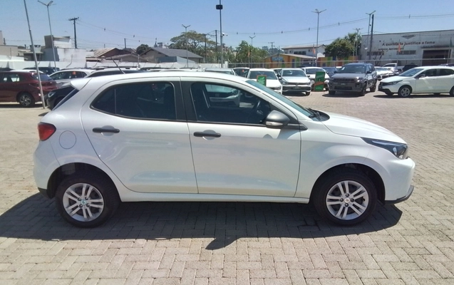 imagem-https://www.socarrao.com.br/sc-vehicle-images-prod/4331061/1791694912713-2_111556.jpg