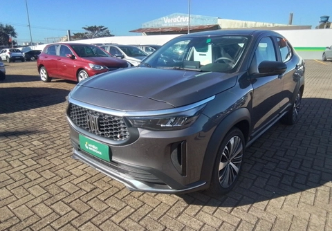 Fiat Fastback 2025 Prata — foto 1 de 3