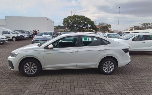 imagem-https://www.socarrao.com.br/sc-vehicle-images-prod/4331204/1791695224866-2_020657.jpg