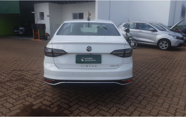 imagem-https://www.socarrao.com.br/sc-vehicle-images-prod/4331352/1791695811363-1_053400.jpg
