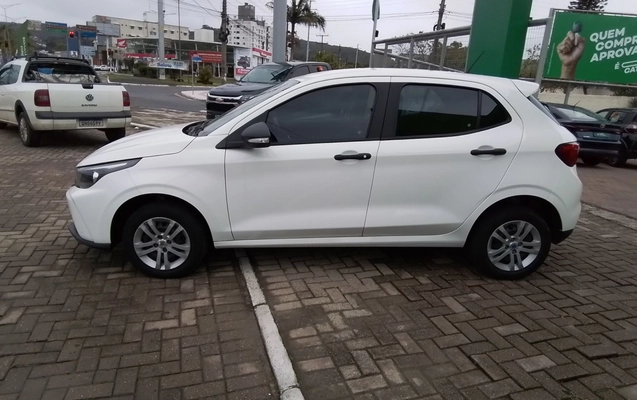 imagem-https://www.socarrao.com.br/sc-vehicle-images-prod/4331498/1791696752327-1_010812.jpg