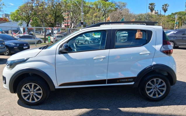 imagem-https://www.socarrao.com.br/sc-vehicle-images-prod/4331583/1791697093787-1_051507.jpg