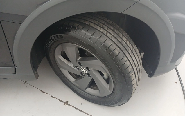 imagem-https://www.socarrao.com.br/sc-vehicle-images-prod/4331628/1791697146589-2_031604.jpg