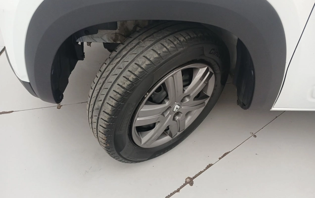 imagem-https://www.socarrao.com.br/sc-vehicle-images-prod/4331670/1791697267317-1_025139.jpg
