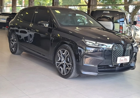 Bmw iX 2023 Preto — foto 1 de 3