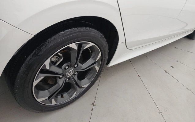 imagem-https://www.socarrao.com.br/sc-vehicle-images-prod/4332140/1791701612461-2_054915.jpg