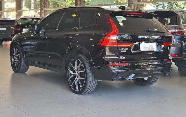 imagem-https://www.socarrao.com.br/sc-vehicle-images-prod/43327/1789237465185-PFdzajyIMcYJZAYvPboSuetLnQ22d5so.jpg