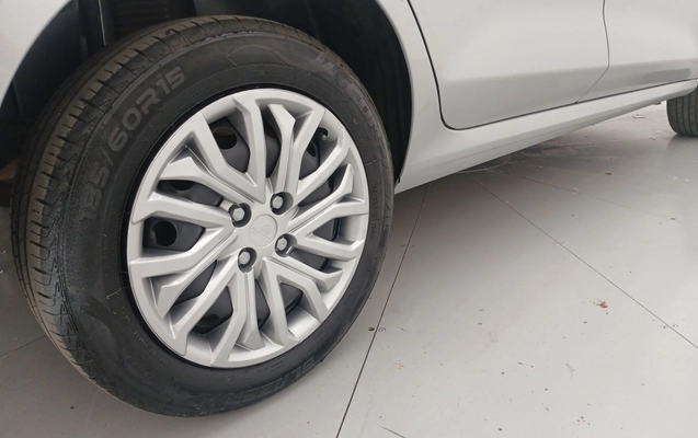 imagem-https://www.socarrao.com.br/sc-vehicle-images-prod/4333339/1791707500168-1_110008.jpg