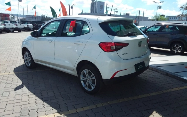 imagem-https://www.socarrao.com.br/sc-vehicle-images-prod/4333445/1791707746215-1_023702.jpg