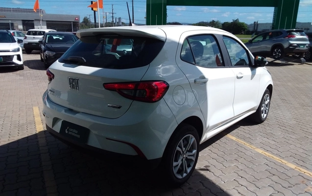 imagem-https://www.socarrao.com.br/sc-vehicle-images-prod/4333445/1791707746220-1_023703.jpg