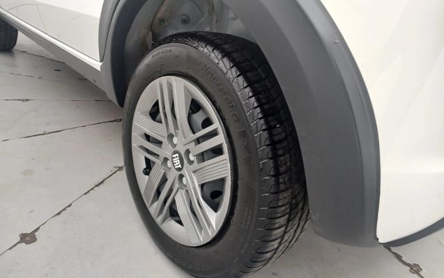 imagem-https://www.socarrao.com.br/sc-vehicle-images-prod/4333522/1791707855879-1_105739.jpg