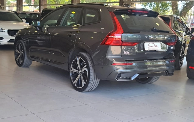 imagem-https://www.socarrao.com.br/sc-vehicle-images-prod/43337/1789507633228-sGFNlRjC9wDJD0Q1vwMtNMTHEcyruHQT.jpg