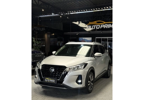Nissan KICKS 2022 Prata — foto 1 de 3