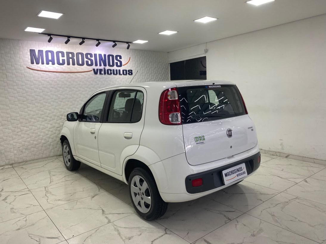 imagem-https://www.socarrao.com.br/sc-vehicle-images-prod/4333779/1791730392305-Zm90by0wNC5qcGc.jpg