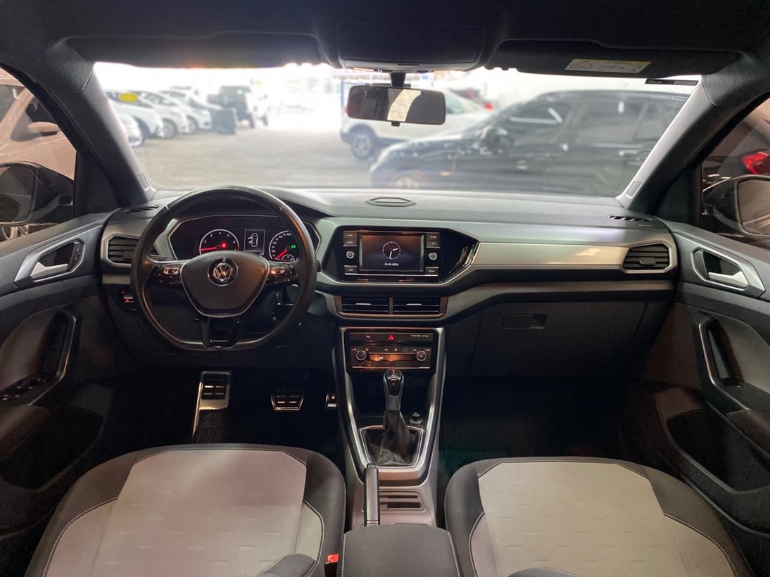 imagem-https://www.socarrao.com.br/sc-vehicle-images-prod/4333780/1791730731148-Zm90by0wNi5qcGc.jpg