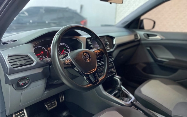 imagem-https://www.socarrao.com.br/sc-vehicle-images-prod/4333780/1791730731359-Zm90by0xMC5qcGc.jpg