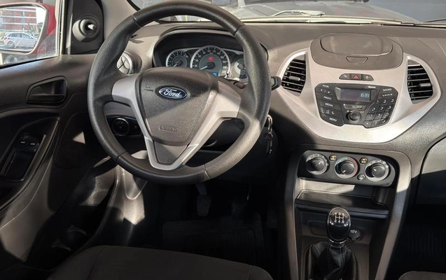 imagem-https://www.socarrao.com.br/sc-vehicle-images-prod/4333782/1791732589229-8556528_16_B_6d0293c409.jpeg