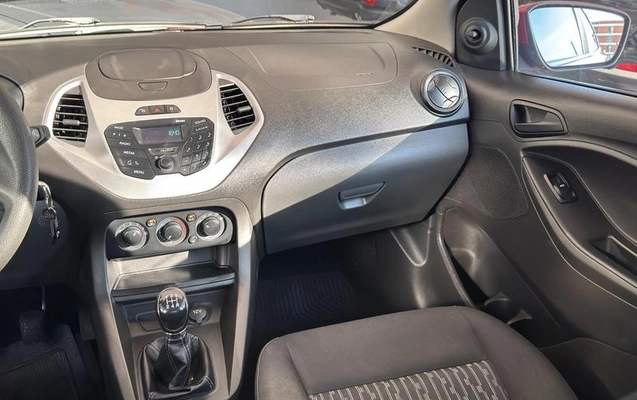 imagem-https://www.socarrao.com.br/sc-vehicle-images-prod/4333782/1791732589231-8556528_17_B_2d19079545.jpeg