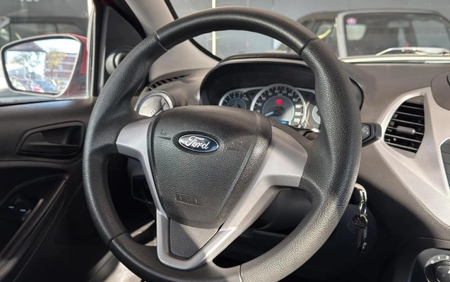 imagem-https://www.socarrao.com.br/sc-vehicle-images-prod/4333782/1791732589243-8556528_7_B_33e8bc019c.jpeg