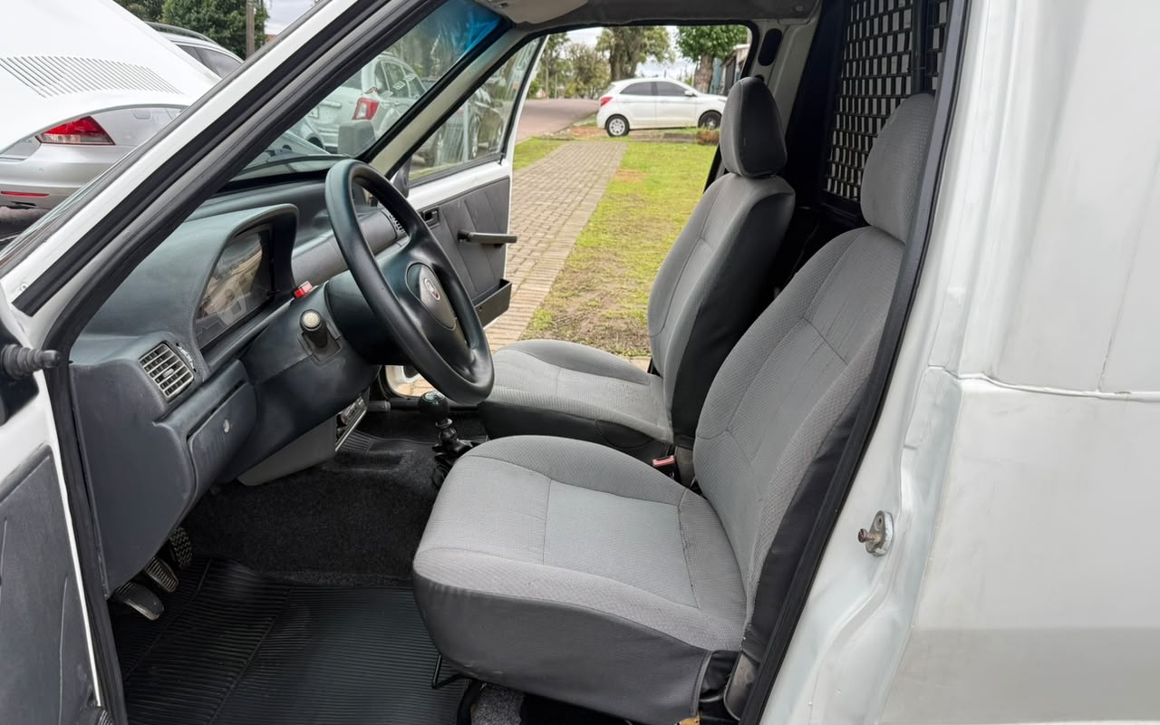 imagem-https://www.socarrao.com.br/sc-vehicle-images-prod/4333786/1791734329419-V2hhdHNBcHAgSW1hZ2UgMjAyNi0xMC0wOSBhdCAxNy41My4yNyAoMikuanBlZw.jpeg
