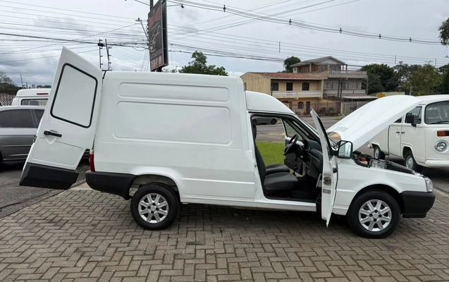 imagem-https://www.socarrao.com.br/sc-vehicle-images-prod/4333786/1791734329581-V2hhdHNBcHAgSW1hZ2UgMjAyNi0xMC0wOSBhdCAxNy41My4yOCAoMikuanBlZw.jpeg