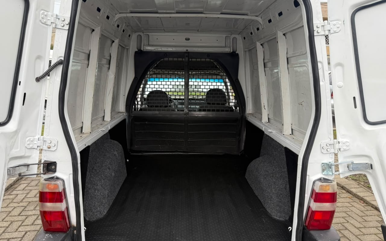 imagem-https://www.socarrao.com.br/sc-vehicle-images-prod/4333786/1791734329635-V2hhdHNBcHAgSW1hZ2UgMjAyNi0xMC0wOSBhdCAxNy41My4yOC5qcGVn.jpeg