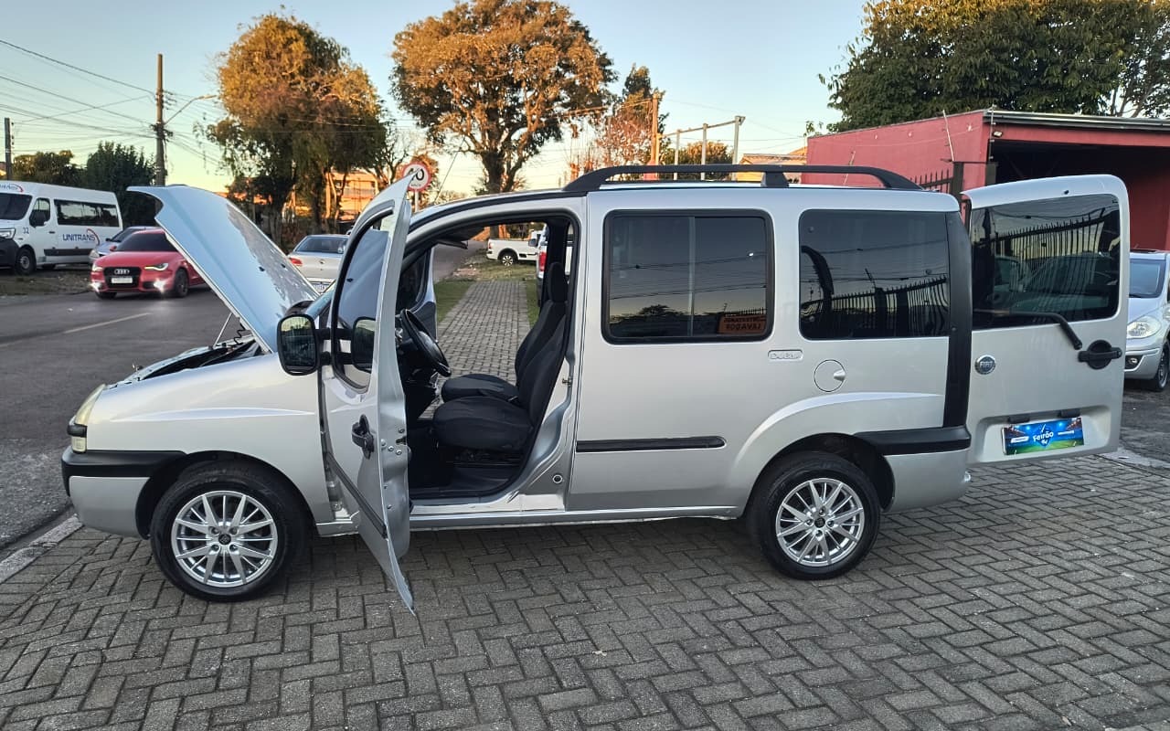 imagem-https://www.socarrao.com.br/sc-vehicle-images-prod/4333787/1791734939080-V2hhdHNBcHAgSW1hZ2UgMjAyNi0wNy0yMSBhdCAwOS41Mi4zNCAoMSkuanBlZw.jpeg
