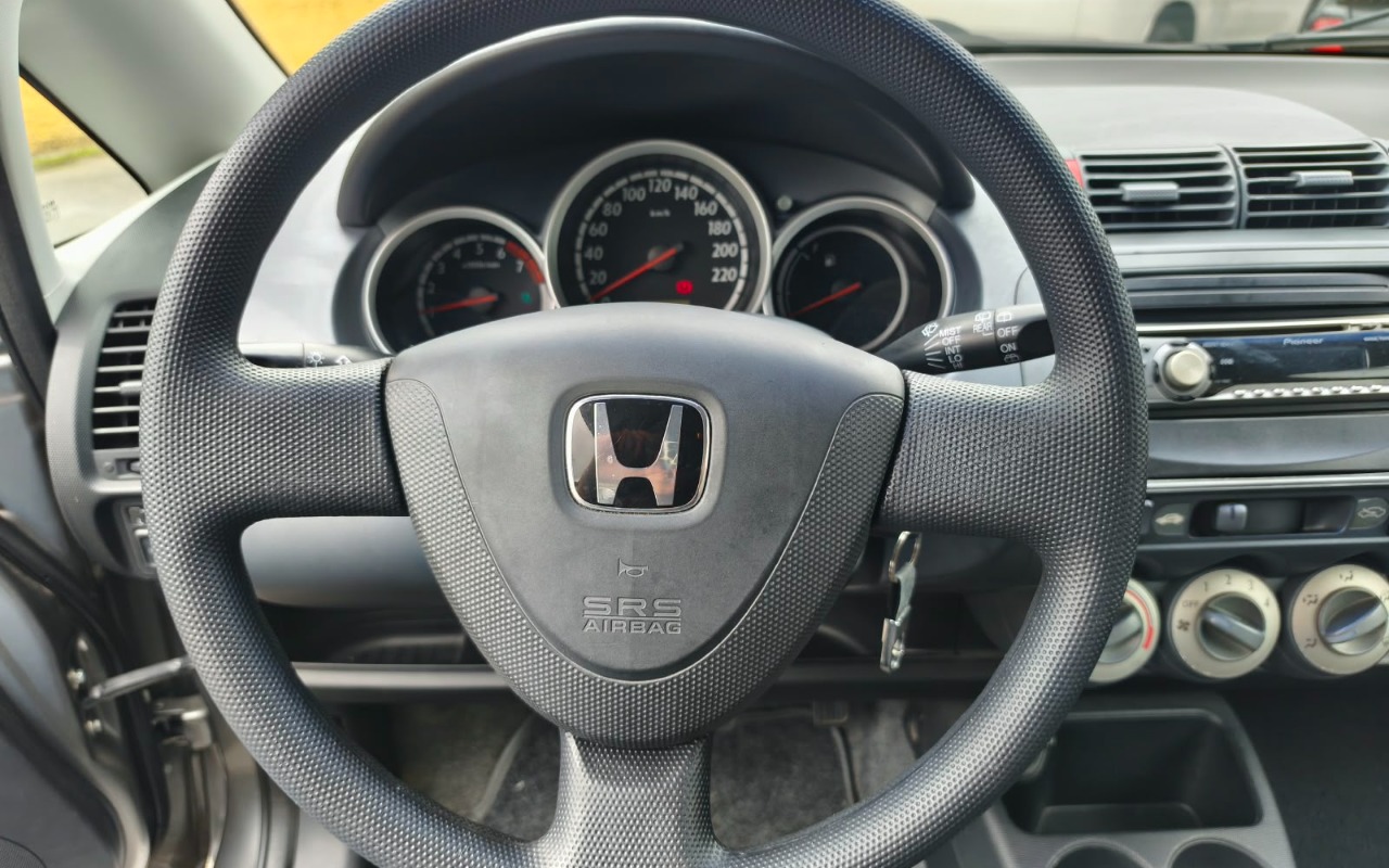 imagem-https://www.socarrao.com.br/sc-vehicle-images-prod/4333829/1791743198252-SU1HLTIwMjYxMDA5LVdBMDAxOS5qcGc.jpg
