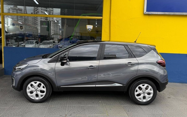 imagem-https://www.socarrao.com.br/sc-vehicle-images-prod/4334023/1791752698840-dd24b6255bcb446e8dd7ed1d623dc46e_1791751605449.jpg