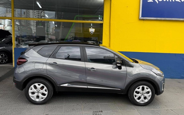 imagem-https://www.socarrao.com.br/sc-vehicle-images-prod/4334023/1791752698841-74cff65bc92e463a82cc367434b8ca1c_1791751605455.jpg