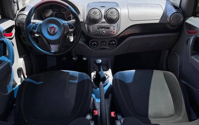 imagem-https://www.socarrao.com.br/sc-vehicle-images-prod/4334090/1791764779638-8563650_14_B_06d1d8298e.jpeg