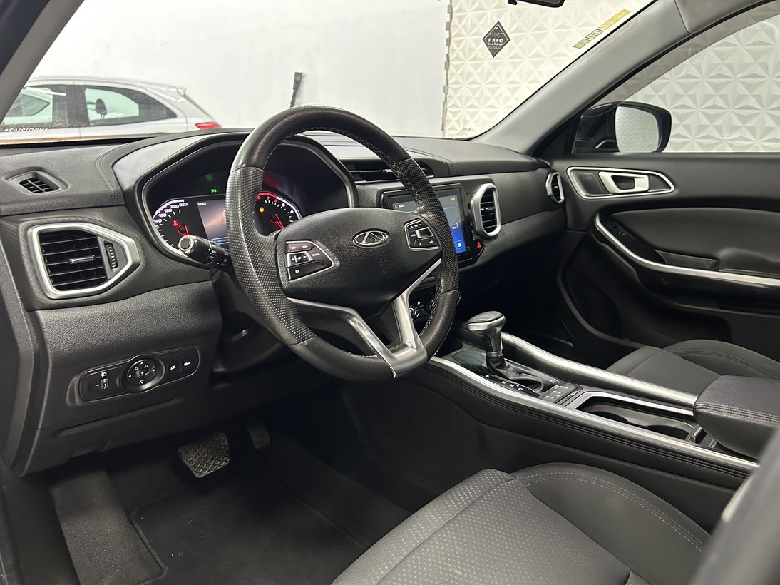 imagem-https://www.socarrao.com.br/sc-vehicle-images-prod/4334091/1791759086628-Zm90by0wOS5qcGc.jpg