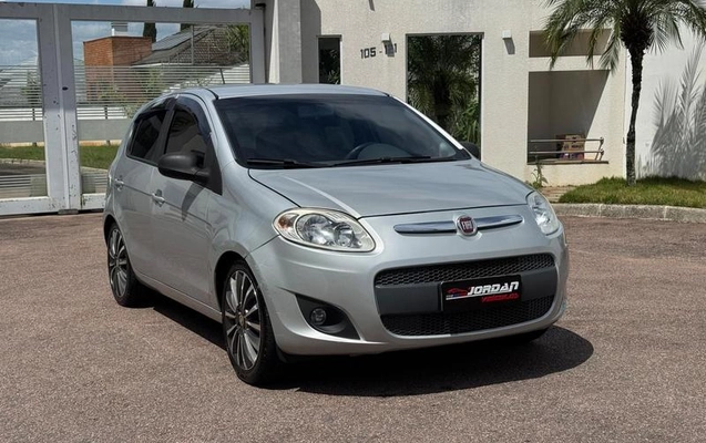imagem-https://www.socarrao.com.br/sc-vehicle-images-prod/4334092/1791764787160-8563651_13_B_b9e51ec300.jpeg