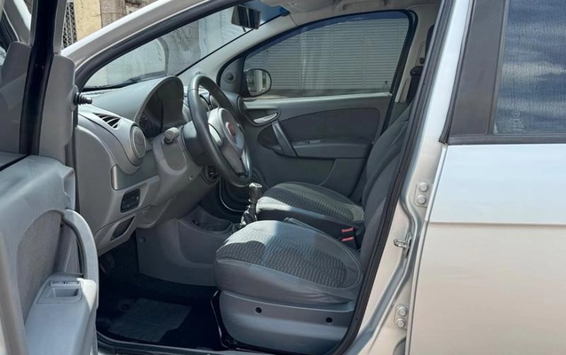 imagem-https://www.socarrao.com.br/sc-vehicle-images-prod/4334092/1791764787173-8563651_0_B_1dcf8b4af0.jpeg