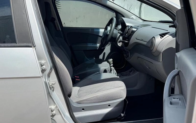 imagem-https://www.socarrao.com.br/sc-vehicle-images-prod/4334092/1791764787183-8563651_12_B_4fd44408bb.jpeg