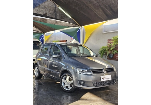 Volkswagen Fox 2012 Cinza — foto 1 de 3