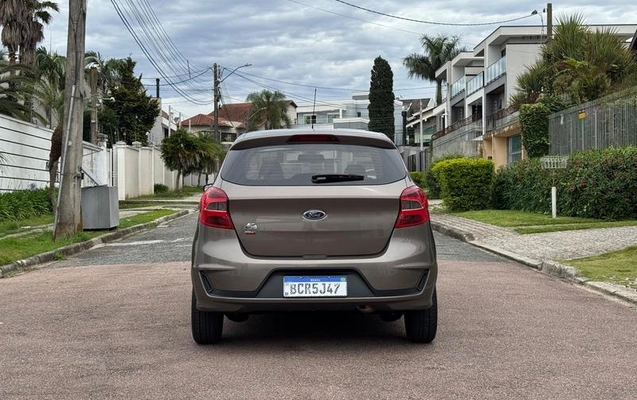 imagem-https://www.socarrao.com.br/sc-vehicle-images-prod/4334155/1791764821198-8563656_6_B_462a272427.jpeg