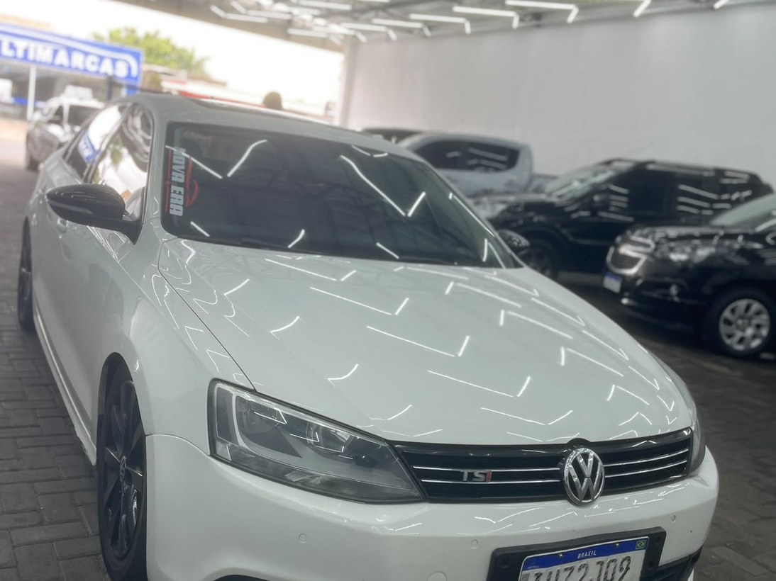 imagem-https://www.socarrao.com.br/sc-vehicle-images-prod/4334287/1791772309606-Zm90by0wOC5qcGc.jpg